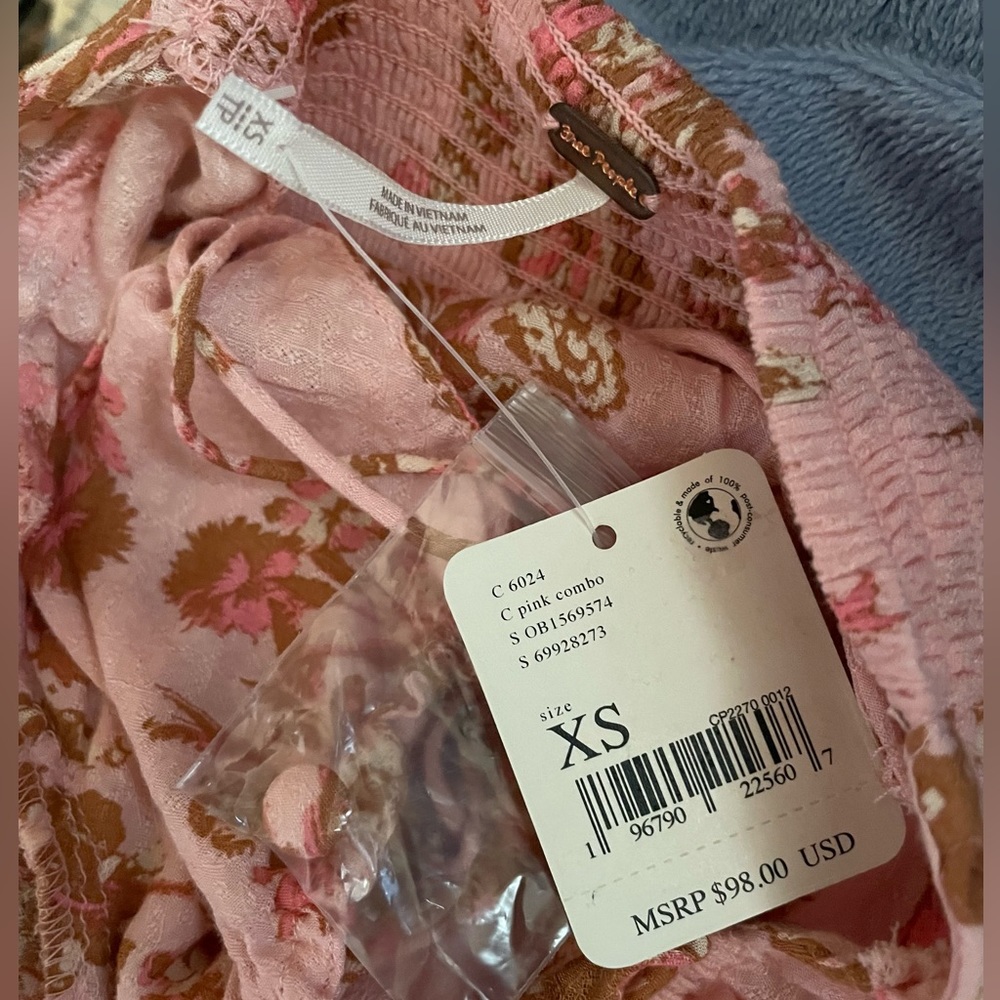 Free People Hillary Printed Top in Pink Combo NWT - Picture 3 of 7